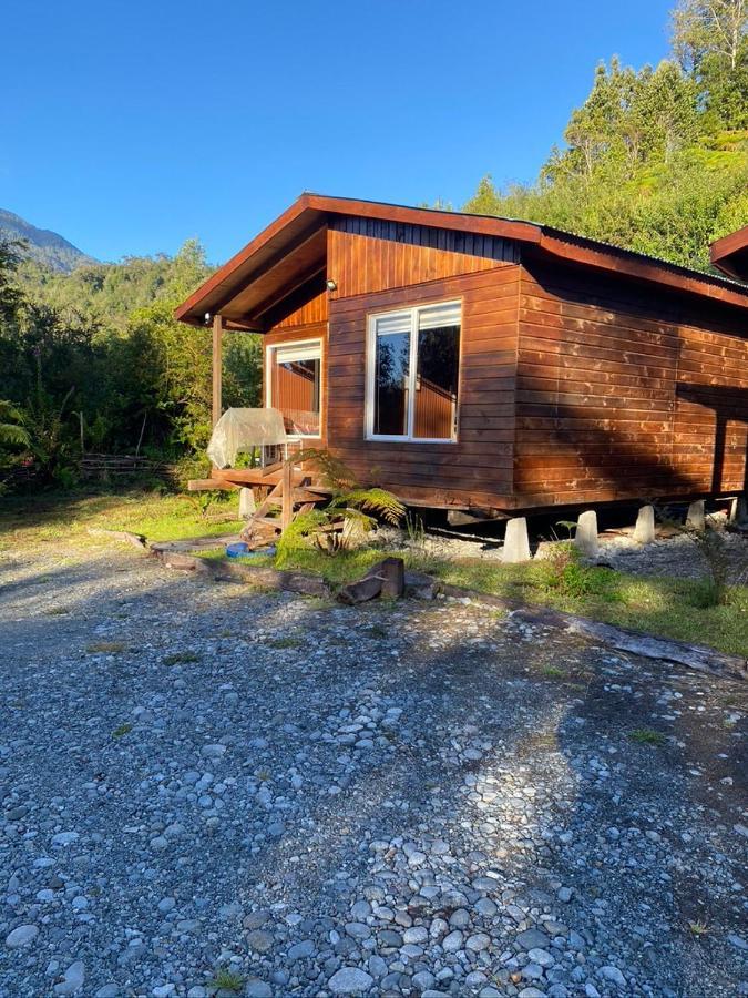Cabanas & Tinajas Entre Volcanes Hornopiren Zewnętrze zdjęcie