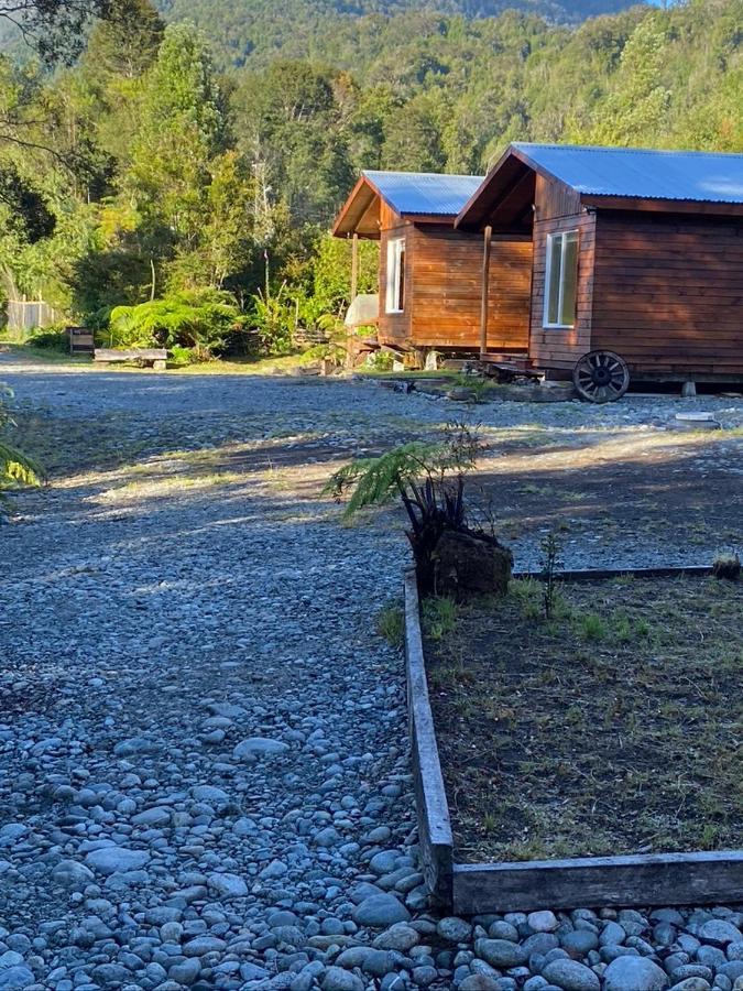 Cabanas & Tinajas Entre Volcanes Hornopiren Zewnętrze zdjęcie